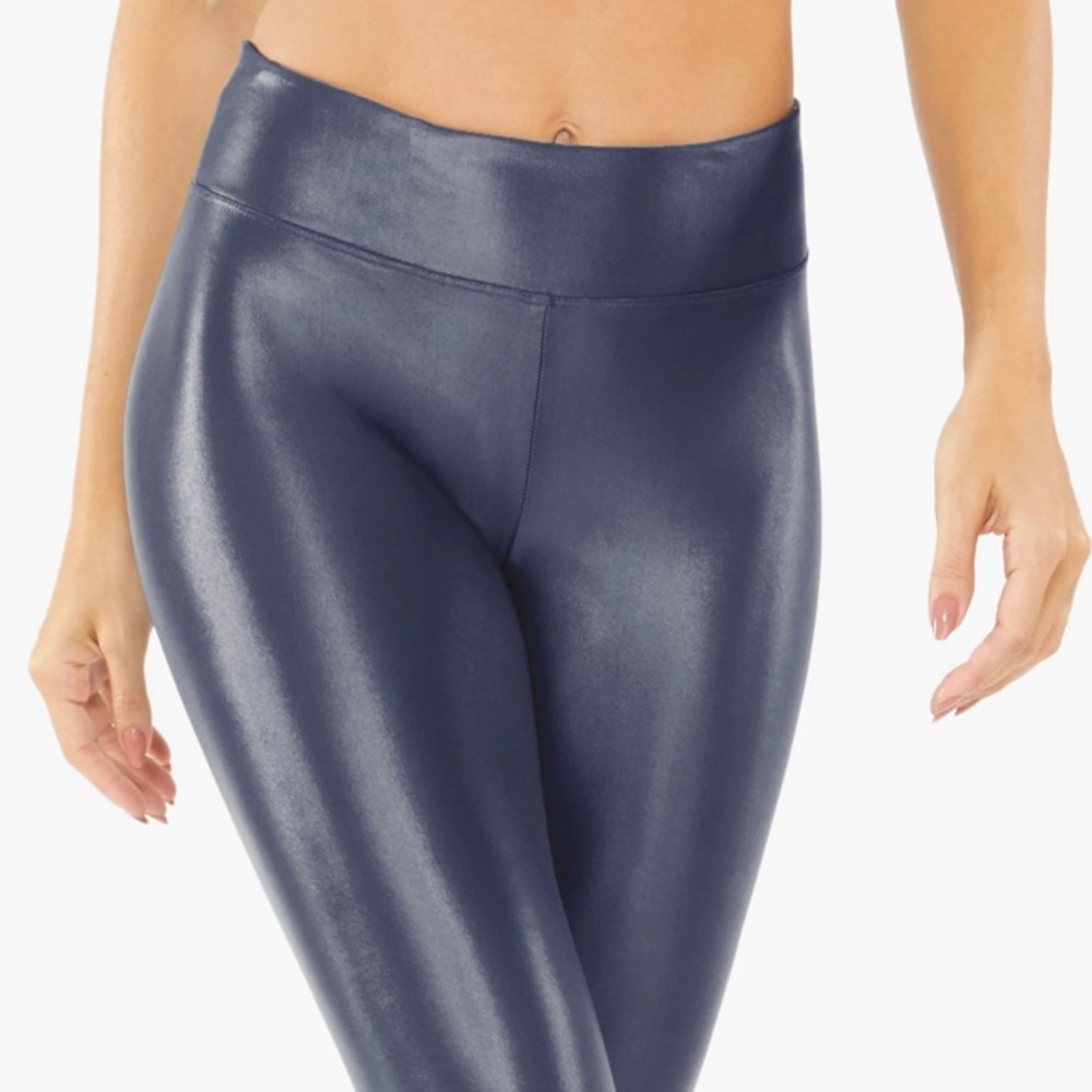Lustrous High Rise  Legging - Midnight Blue - M